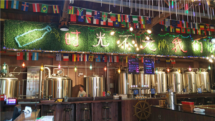 restaurant-craft-beer-equipment470863174.jpg restaurant-craft-beer-equipment470.jpg